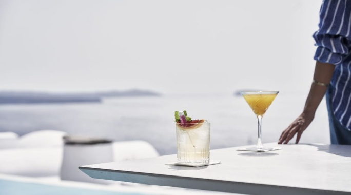 Hôtel Katikies Santorini 5* Adult Only +13, Séjour Grèce & ses îles, Cyclades, Santorin par Ôvoyages Hôtel Katikies Santorini 5* Adult Only +13, Séjour Grèce & ses îles, Cyclades, Santorin par Ôvoyages