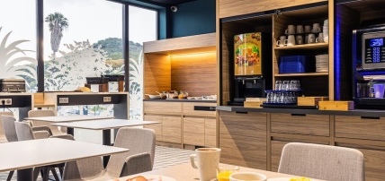 Hôtel Holiday Inn Express Ajaccio 3*, Séjour France, Corse, Ajaccio par Ôvoyages Hôtel Holiday Inn Express Ajaccio 3*, Séjour France, Corse, Ajaccio par Ôvoyages