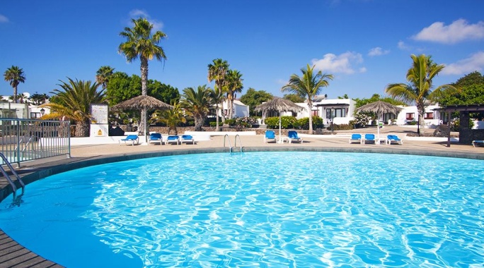 Hôtel Playa Limones 3*, Séjour Espagne & ses îles, Canaries, Lanzarote par Ôvoyages Hôtel Playa Limones 3*, Séjour Espagne & ses îles, Canaries, Lanzarote par Ôvoyages