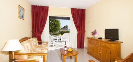 Hôtel Playa Limones 3*, Séjour Espagne & ses îles, Canaries, Lanzarote par Ôvoyages Hôtel Playa Limones 3*, Séjour Espagne & ses îles, Canaries, Lanzarote par Ôvoyages